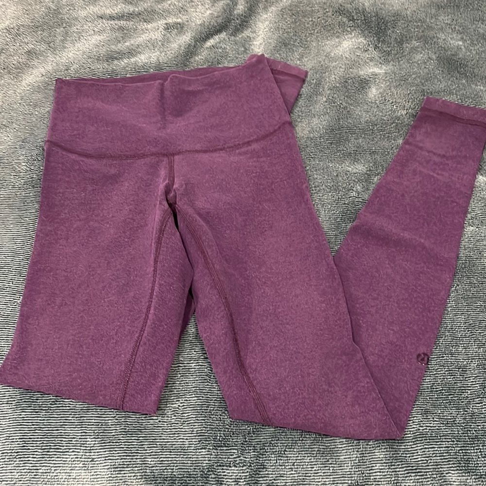 Lululemon yoga pants